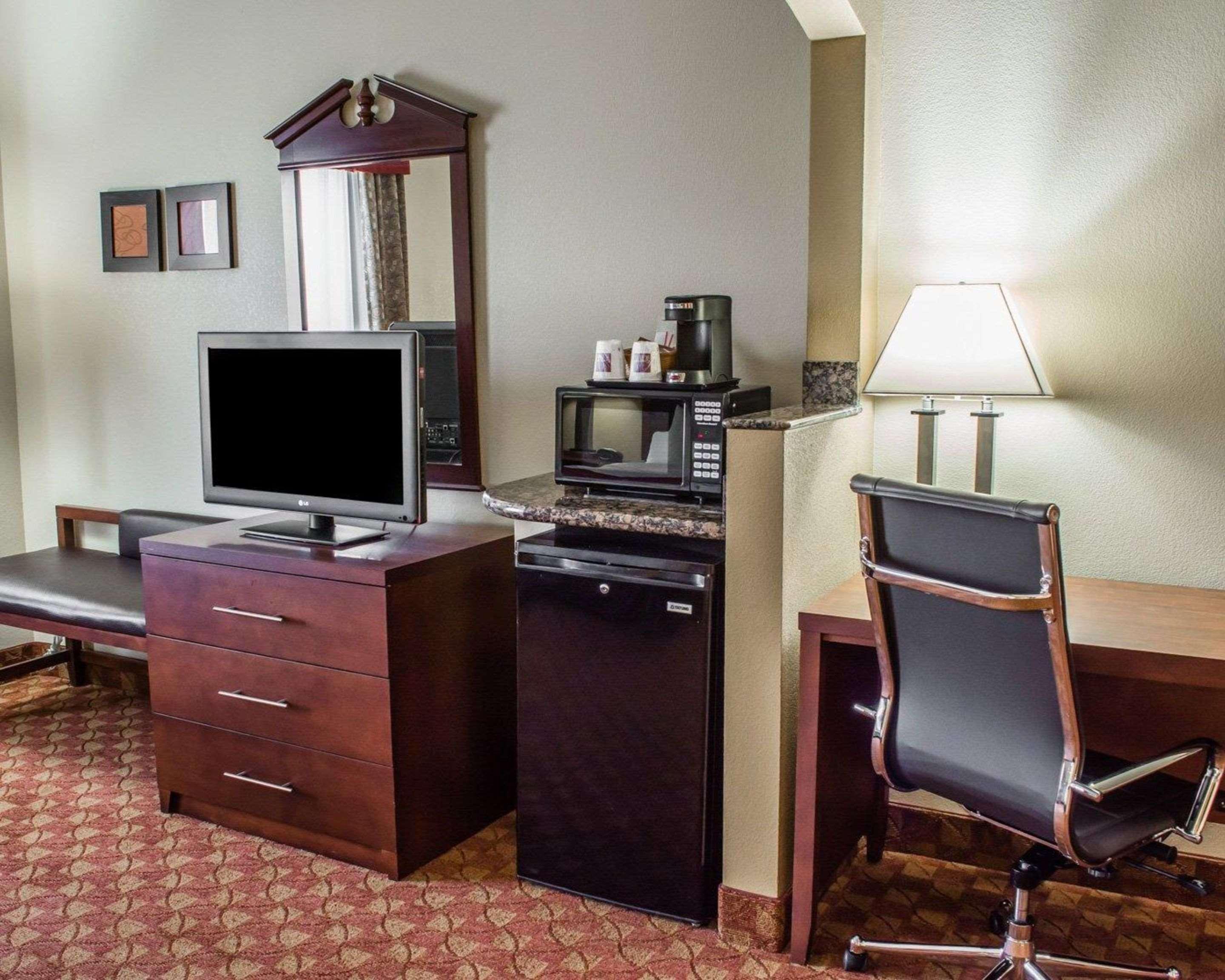 Comfort Suites Хагерстаун Экстерьер фото