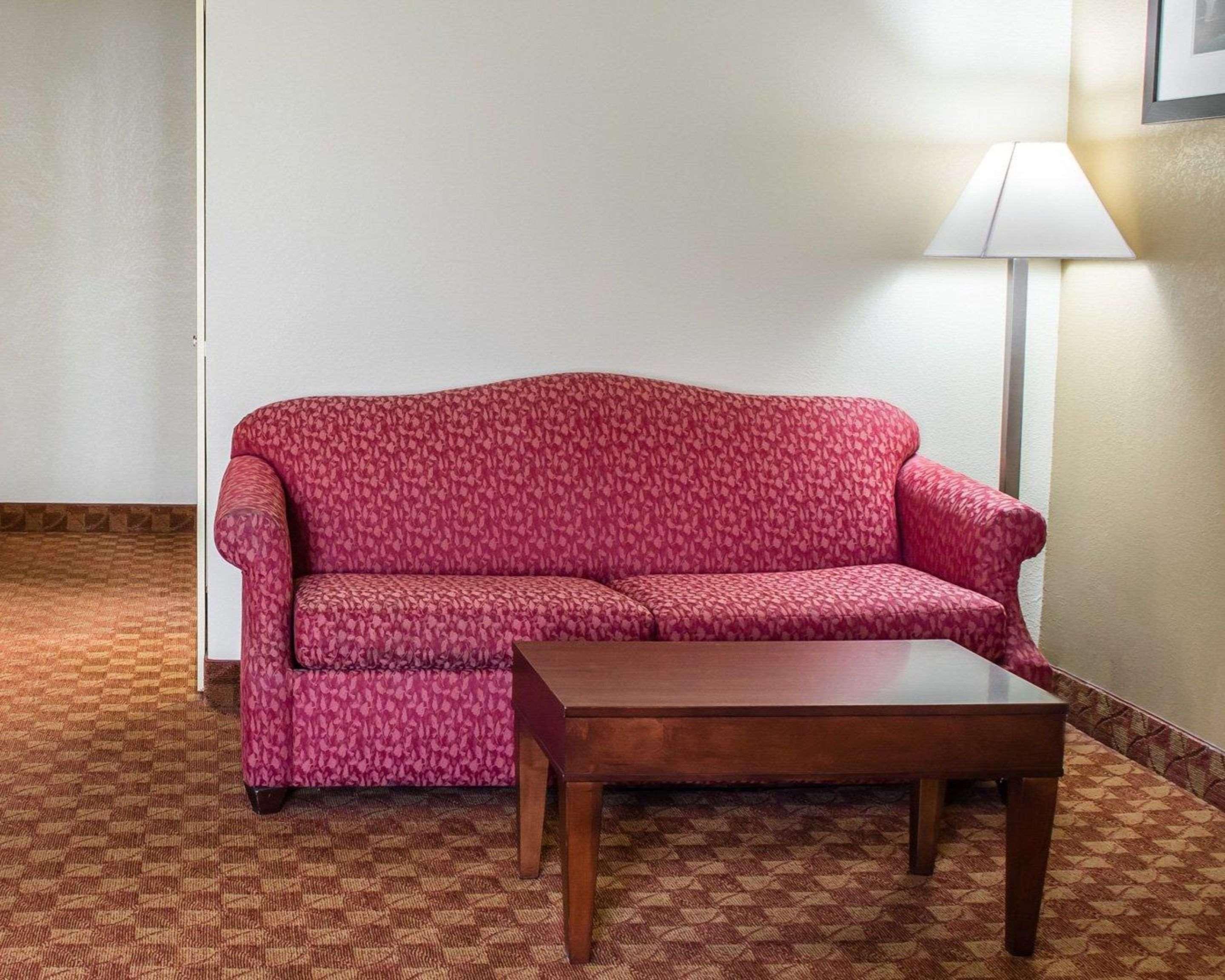 Comfort Suites Хагерстаун Экстерьер фото
