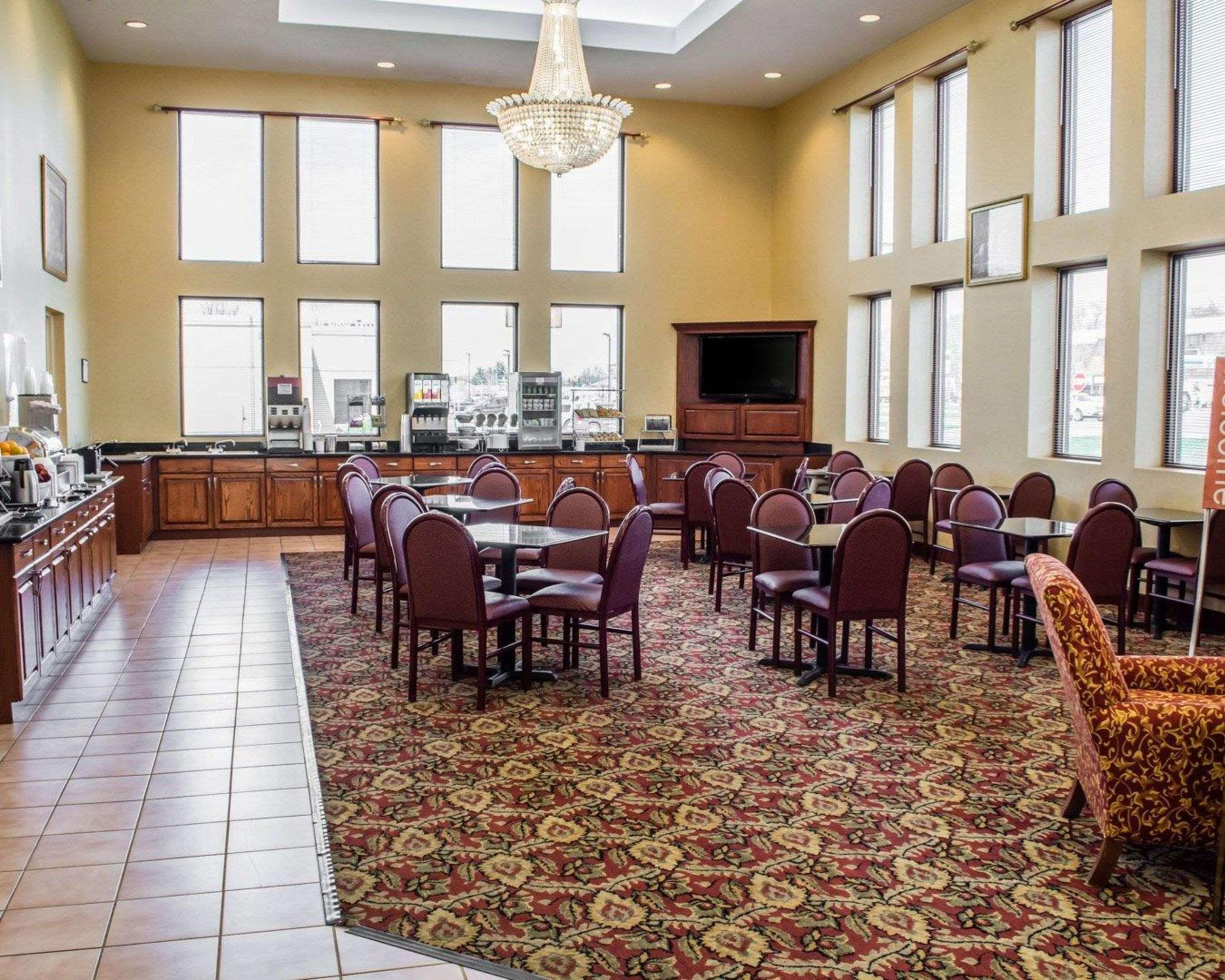 Comfort Suites Хагерстаун Экстерьер фото