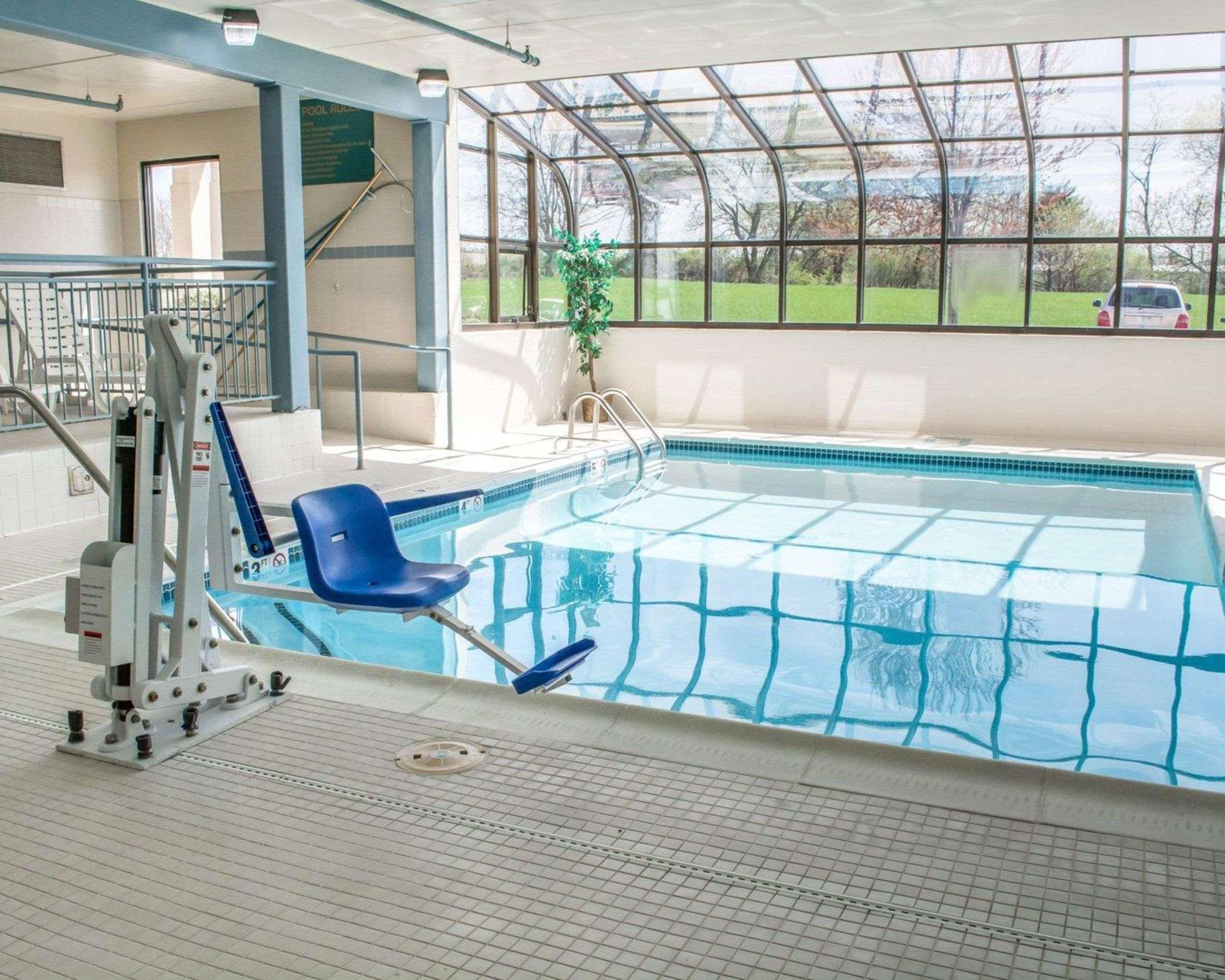 Comfort Suites Хагерстаун Экстерьер фото